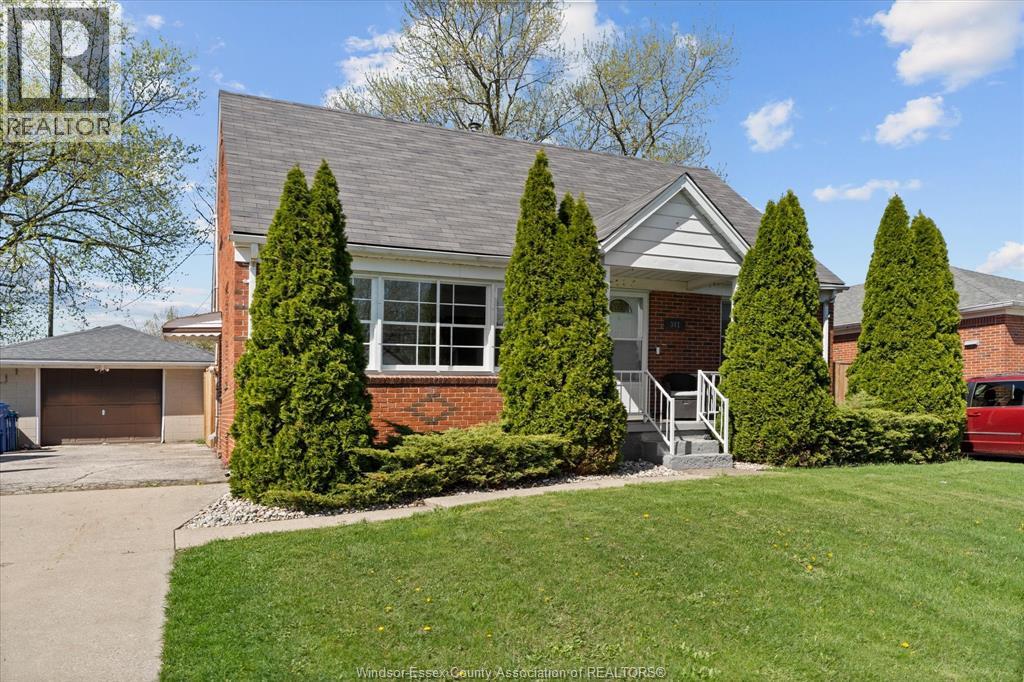 341 Lauzon Road, Windsor, Ontario  N8S 3M1 - Photo 4 - 26008709