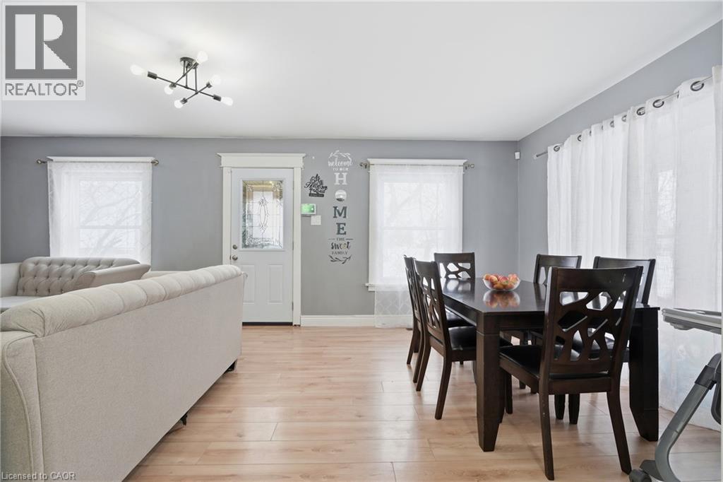 5537 Prince Edward Avenue, Niagara Falls, Ontario  L2G 5H7 - Photo 11 - 40804215