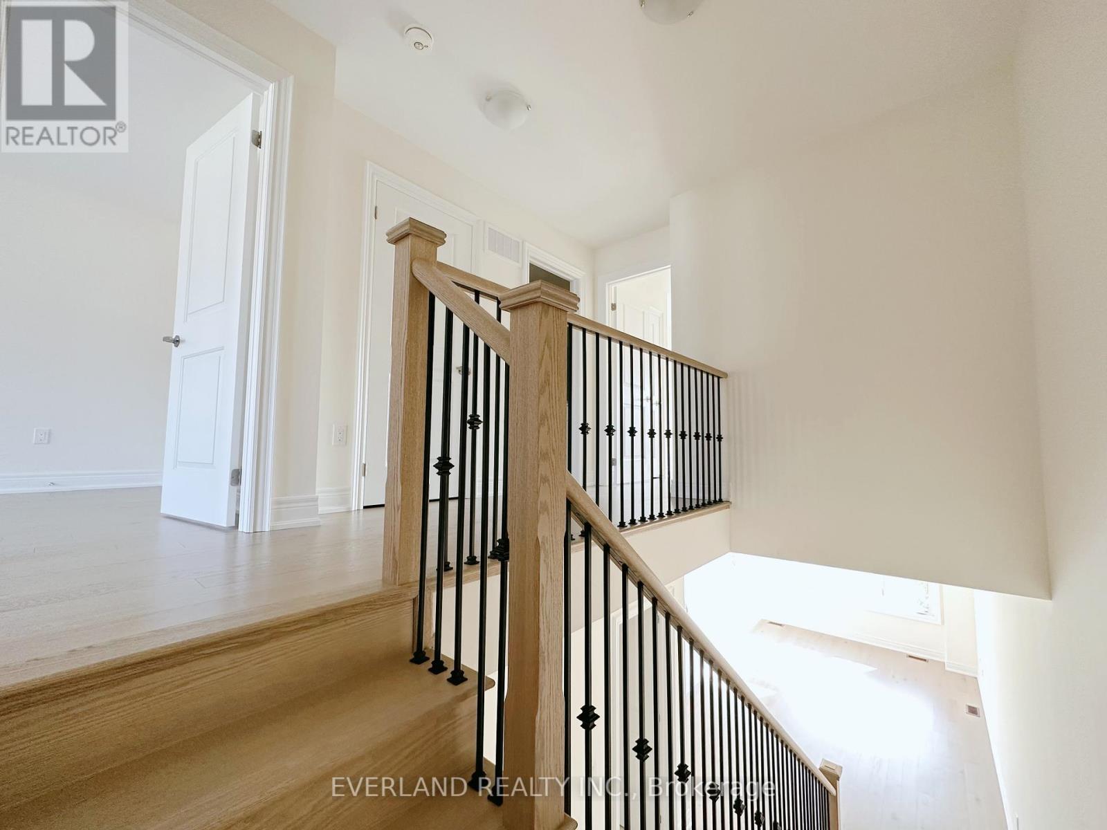 50 Hercules Club Drive, Richmond Hill, Ontario  L4E 1A2 - Photo 4 - N13017590