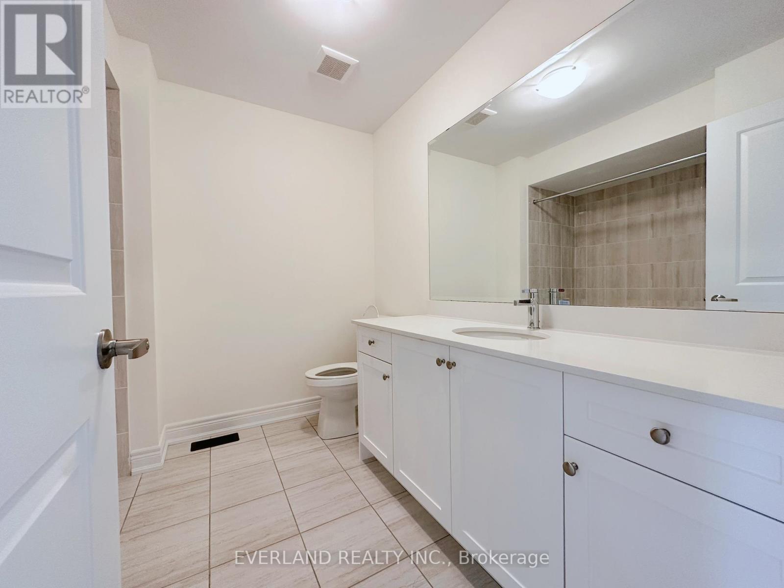 50 Hercules Club Drive, Richmond Hill, Ontario  L4E 1A2 - Photo 7 - N13017590