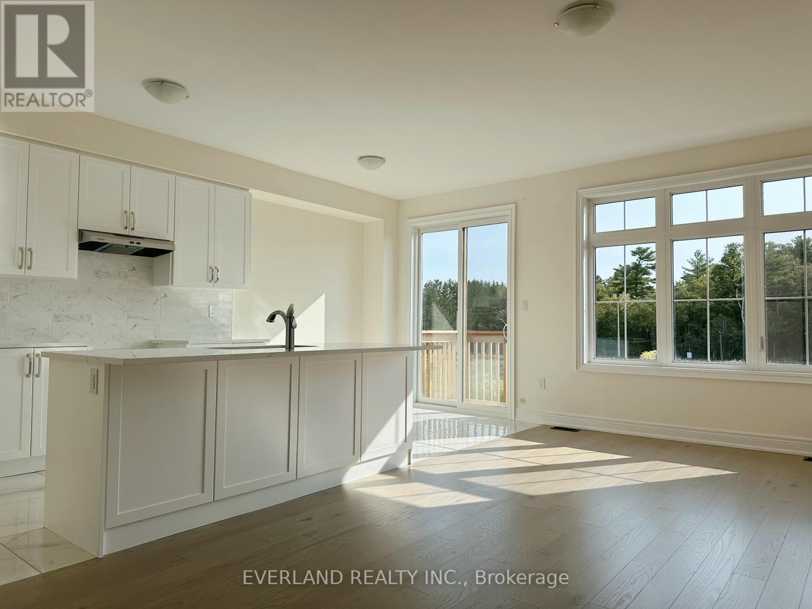 50 Hercules Club Drive, Richmond Hill, Ontario  L4E 1A2 - Photo 2 - N13017590