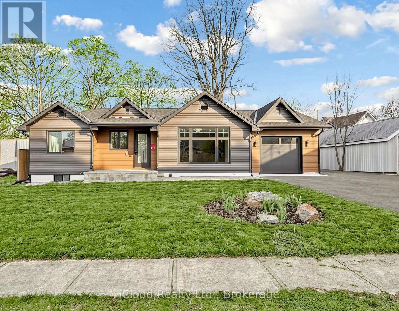 47 CHURCH STREET, Haldimand, Ontario