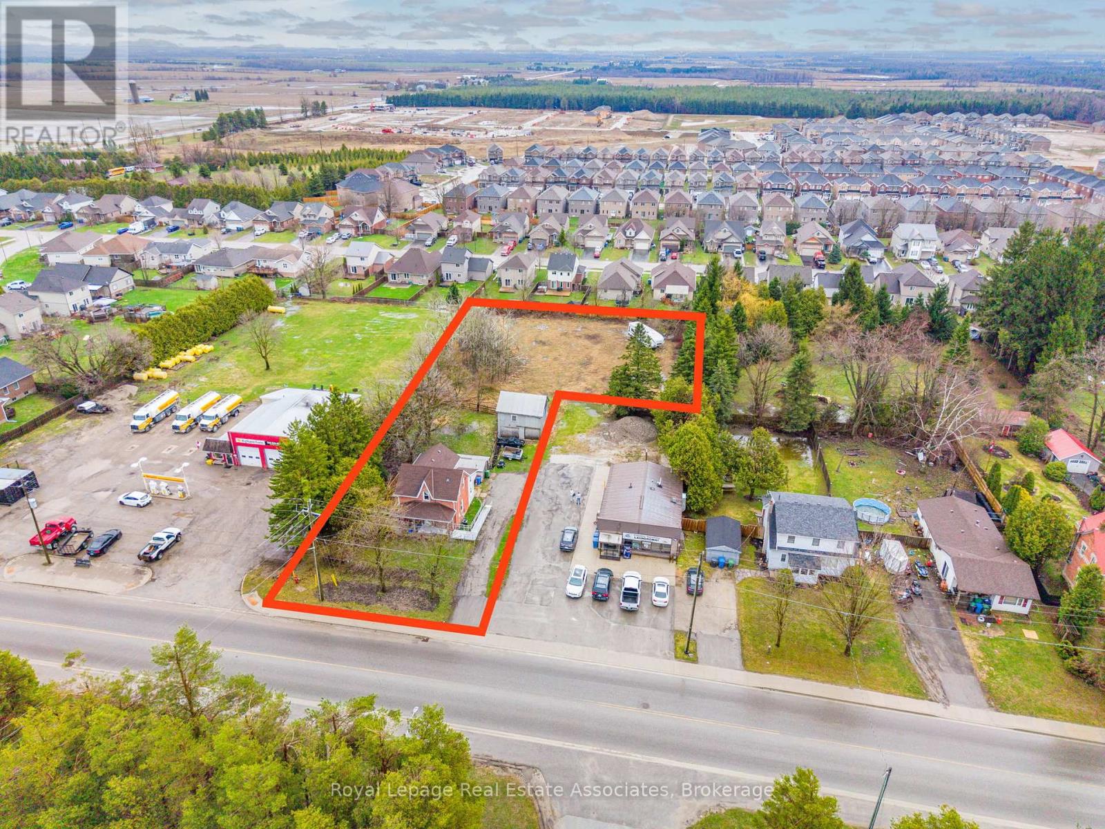 557 MAIN STREET E, Southgate, Ontario