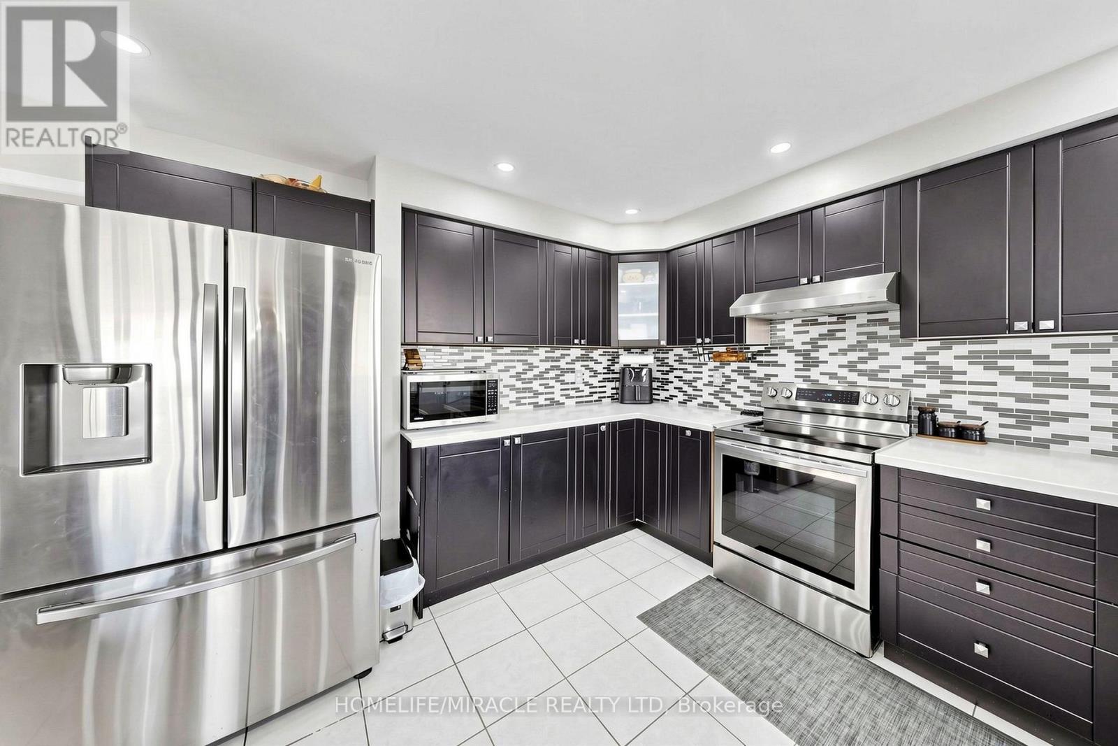 361 Brisdale Drive NW, Brampton, Ontario  L7A 3M6 - Photo 16 - W13017258