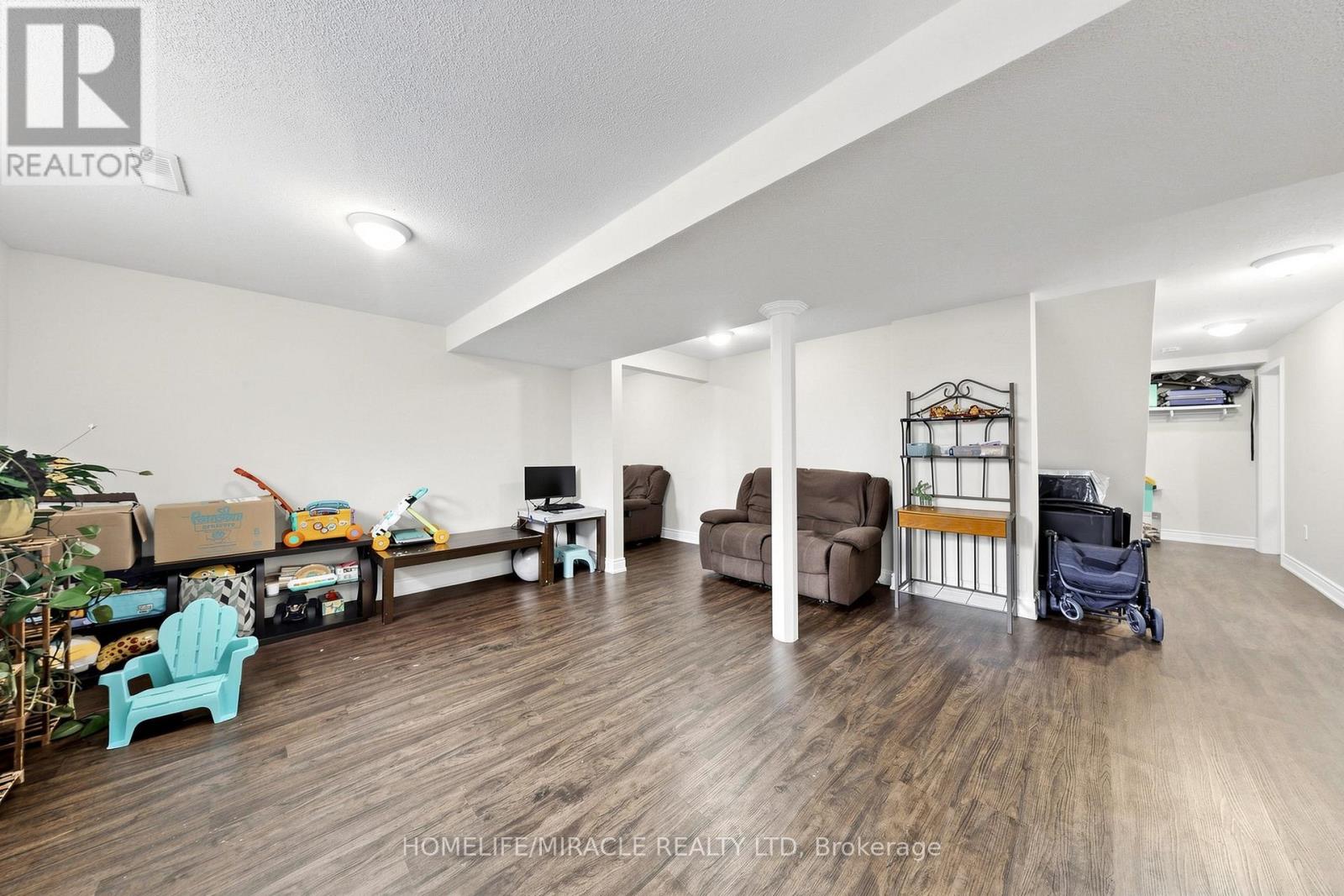 361 Brisdale Drive NW, Brampton, Ontario  L7A 3M6 - Photo 35 - W13017258