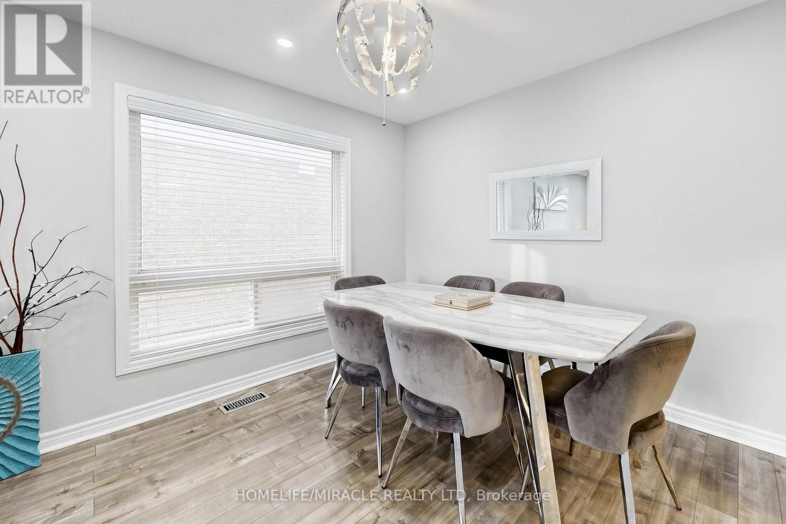 361 Brisdale Drive NW, Brampton, Ontario  L7A 3M6 - Photo 10 - W13017258