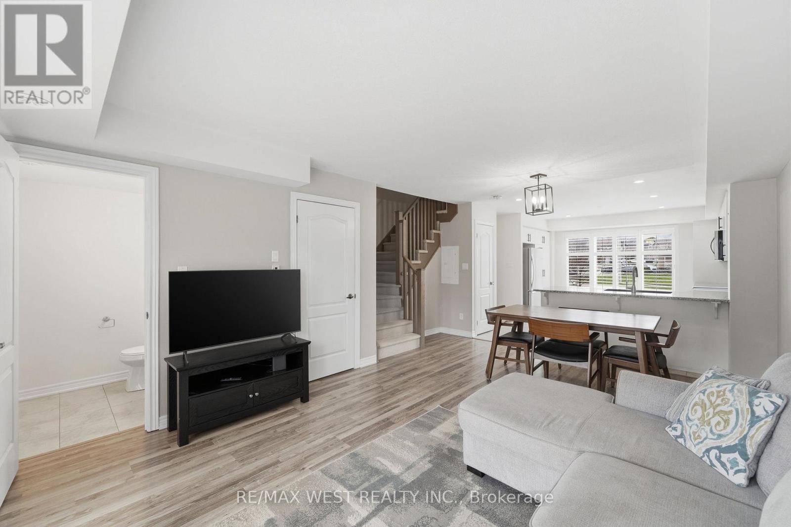 156 - 156 Watson Parkway N, Guelph, Ontario  N1E 0P6 - Photo 6 - X13021074