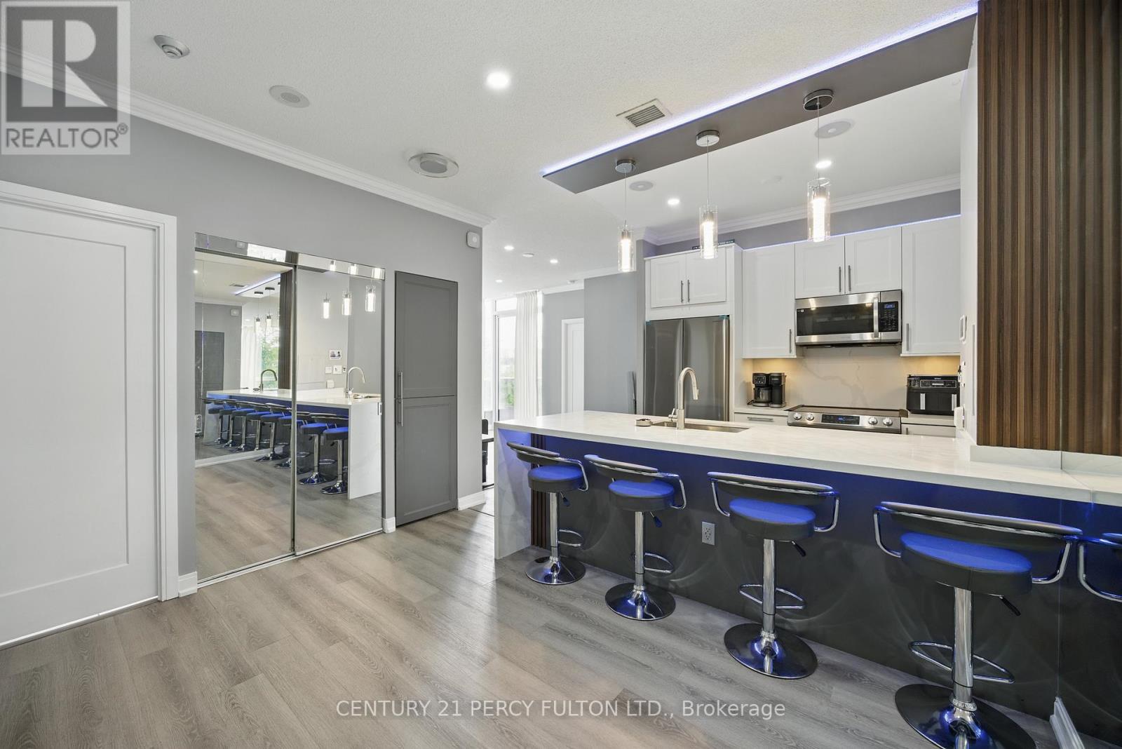 314 - 181 Village Green Square, Toronto, Ontario  M1S 0K6 - Photo 2 - E12854750