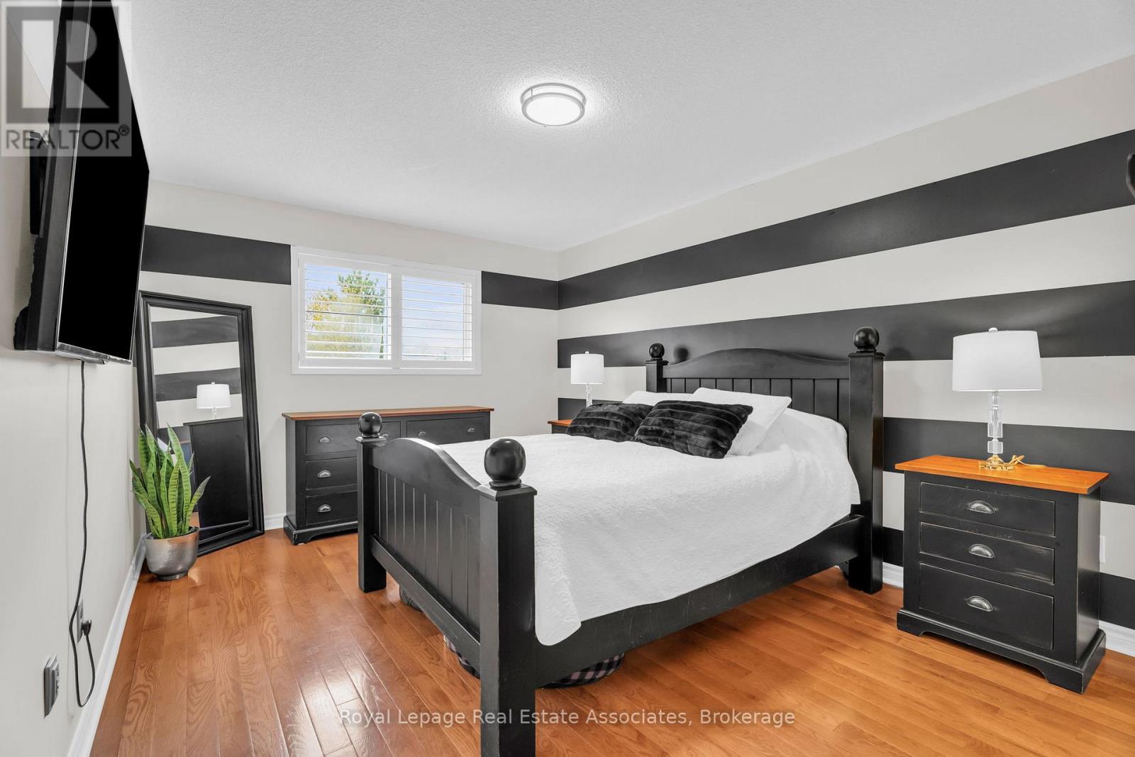 78 Harley Avenue, Halton Hills, Ontario  L7G 5R8 - Photo 14 - W13023500