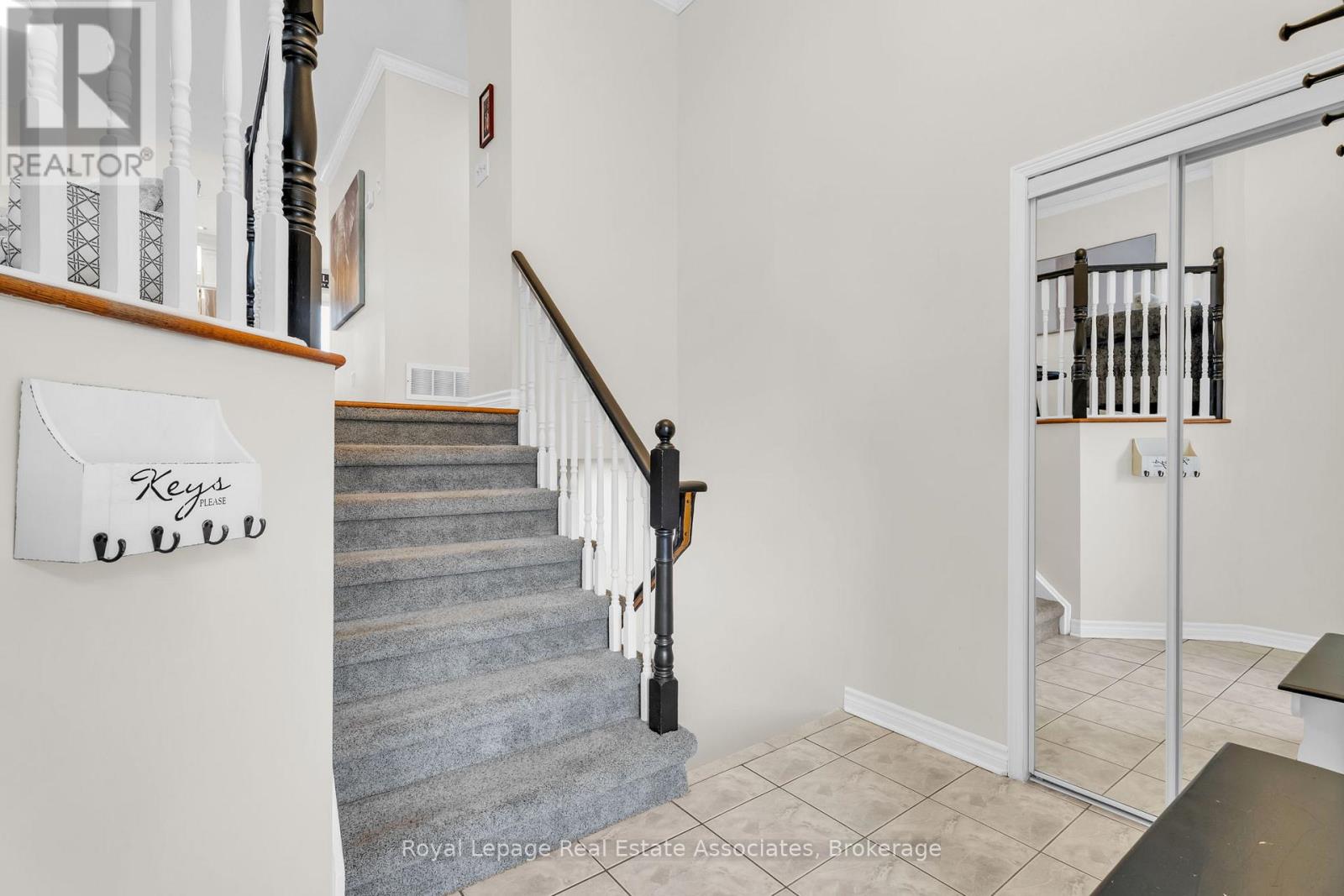 78 Harley Avenue, Halton Hills, Ontario  L7G 5R8 - Photo 4 - W13023500