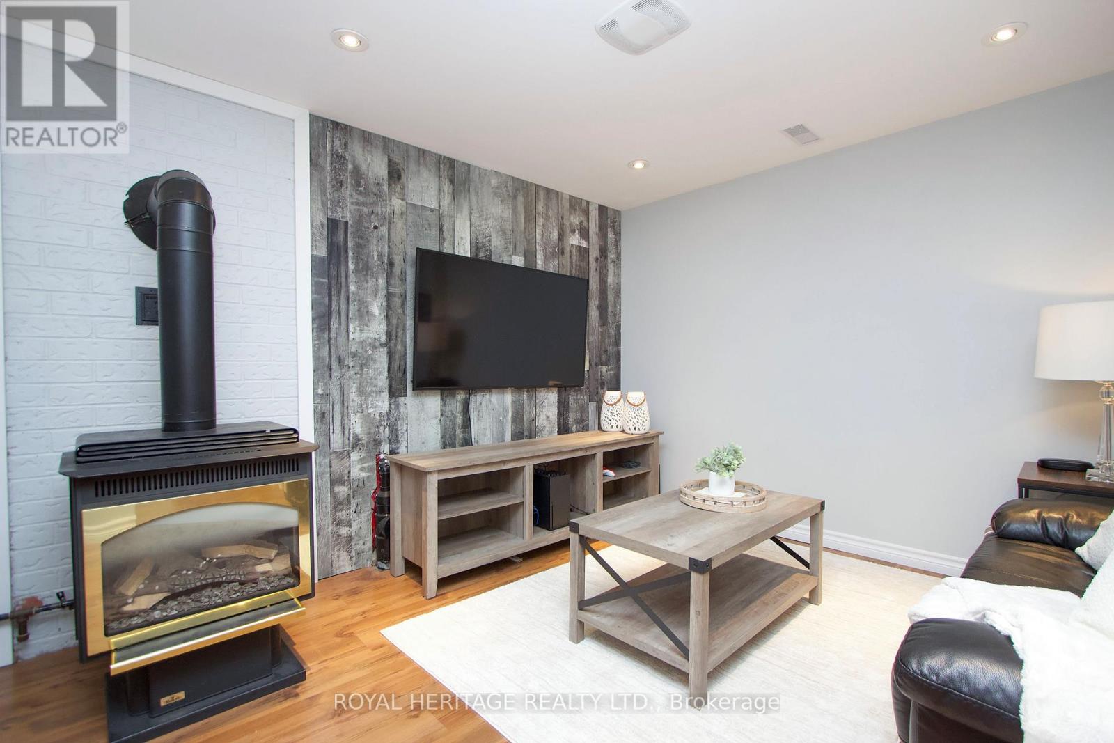 11 Glanville Crescent, Clarington (Bowmanville), Ontario  L1C 4L6 - Photo 30 - E13023822