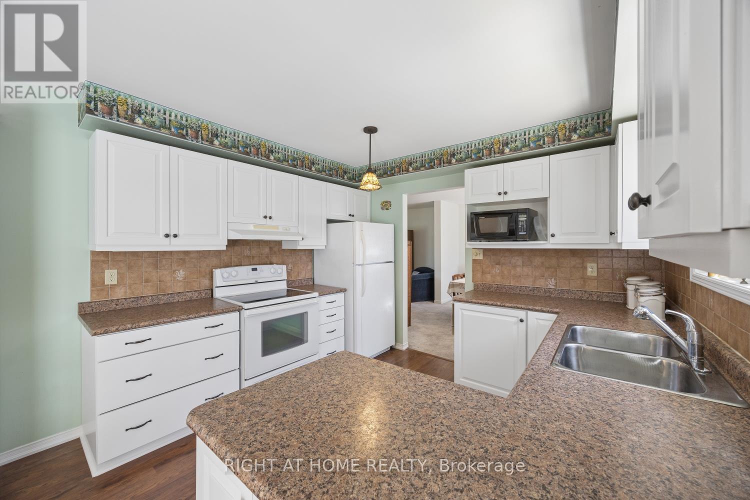 121 Robmar Crescent, Kawartha Lakes (Manilla), Ontario  K0M 2J0 - Photo 15 - X13023768