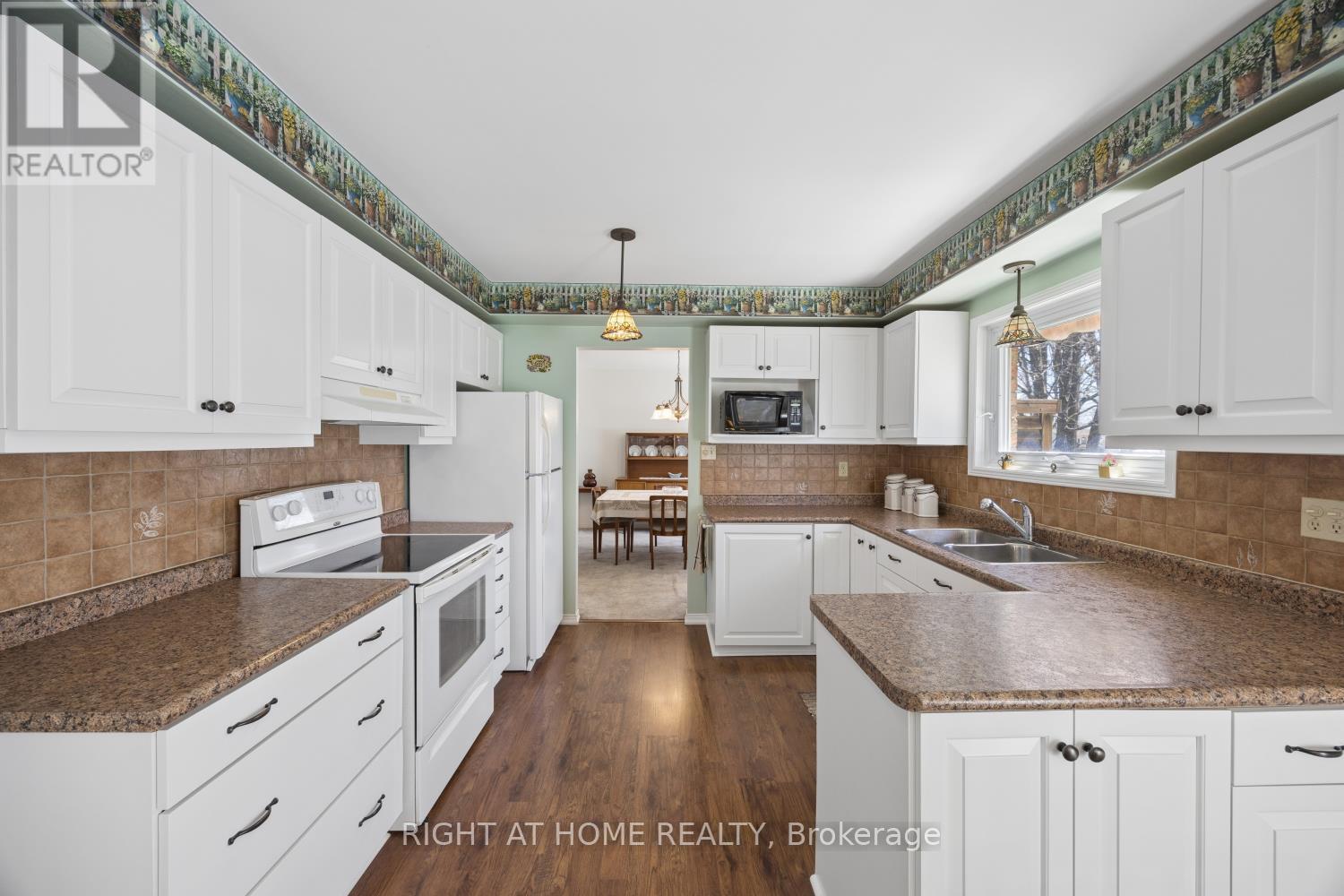 121 Robmar Crescent, Kawartha Lakes (Manilla), Ontario  K0M 2J0 - Photo 16 - X13023768