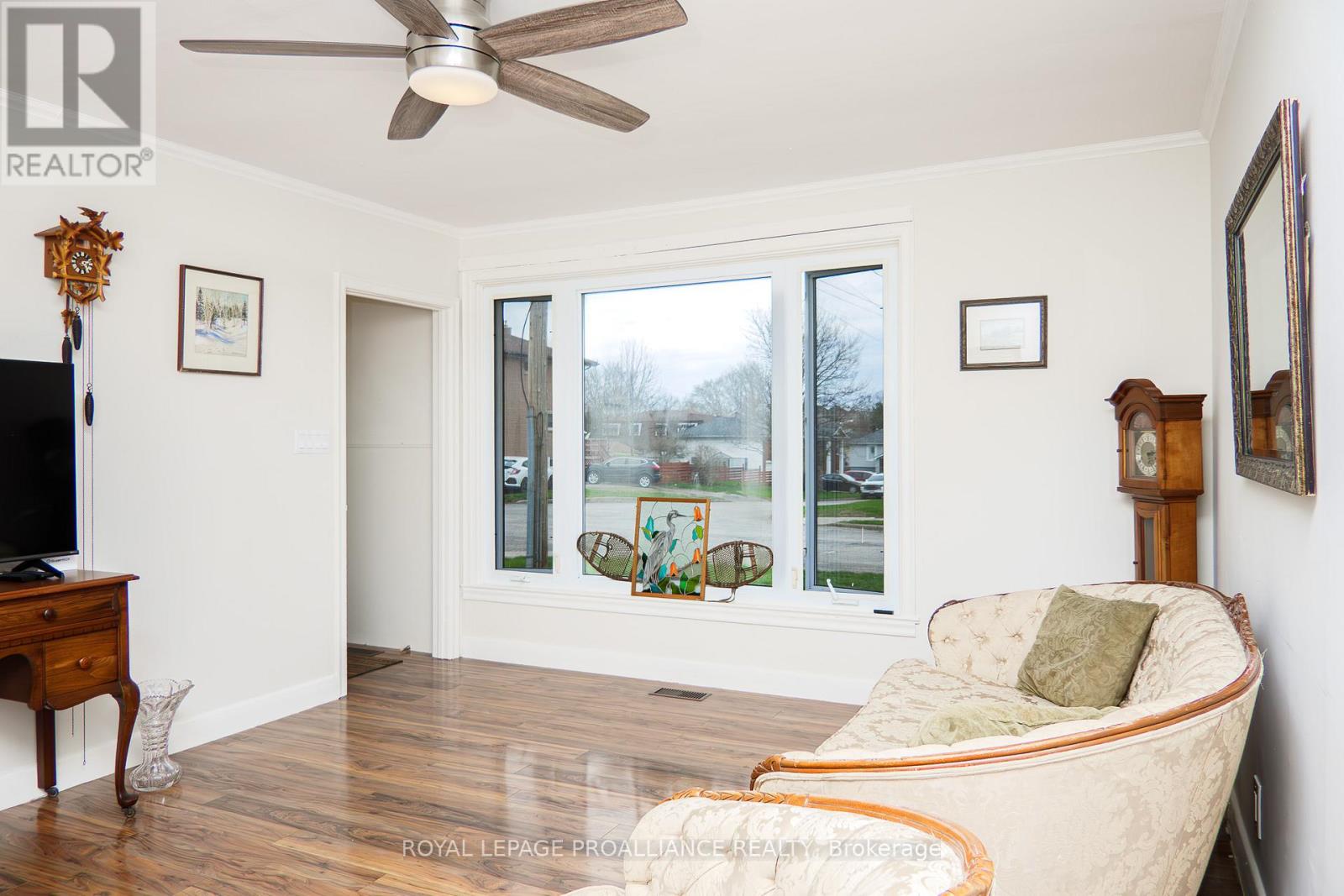 101 Wall Street, Quinte West, Ontario  K8V 4K1 - Photo 6 - X13023898