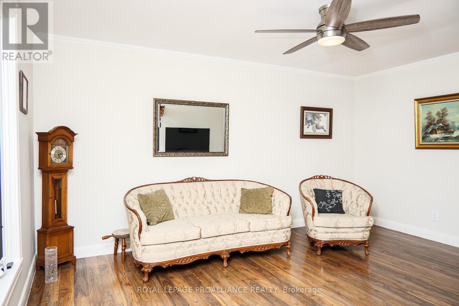 101 Wall Street, Quinte West, Ontario  K8V 4K1 - Photo 8 - X13023898