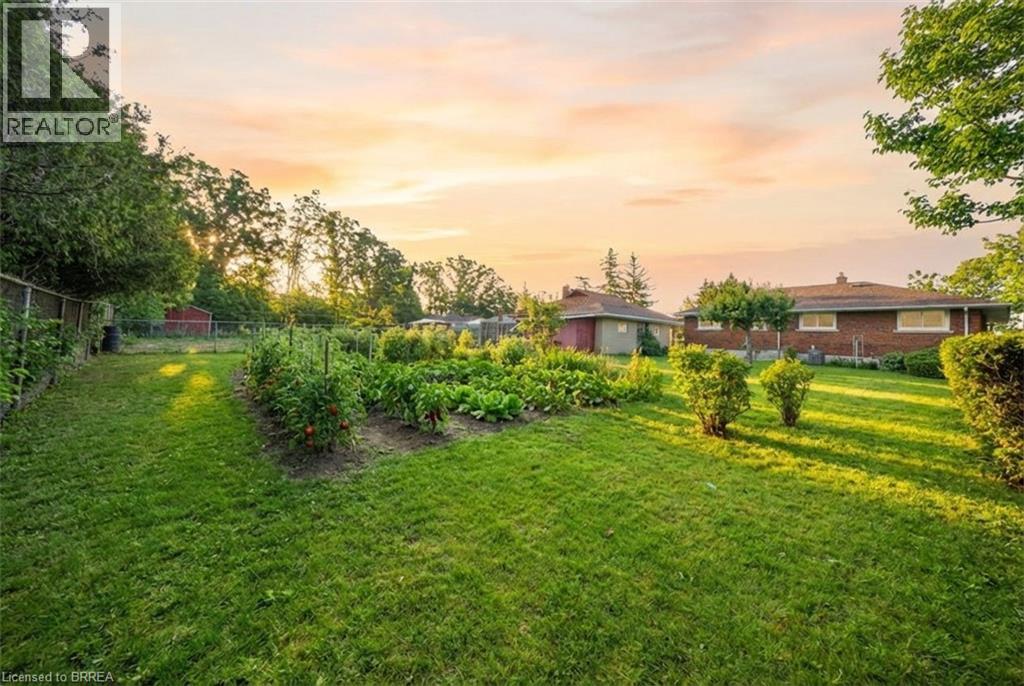 51 Graham Avenue, Brantford, Ontario  N3T 1C6 - Photo 27 - 40818899