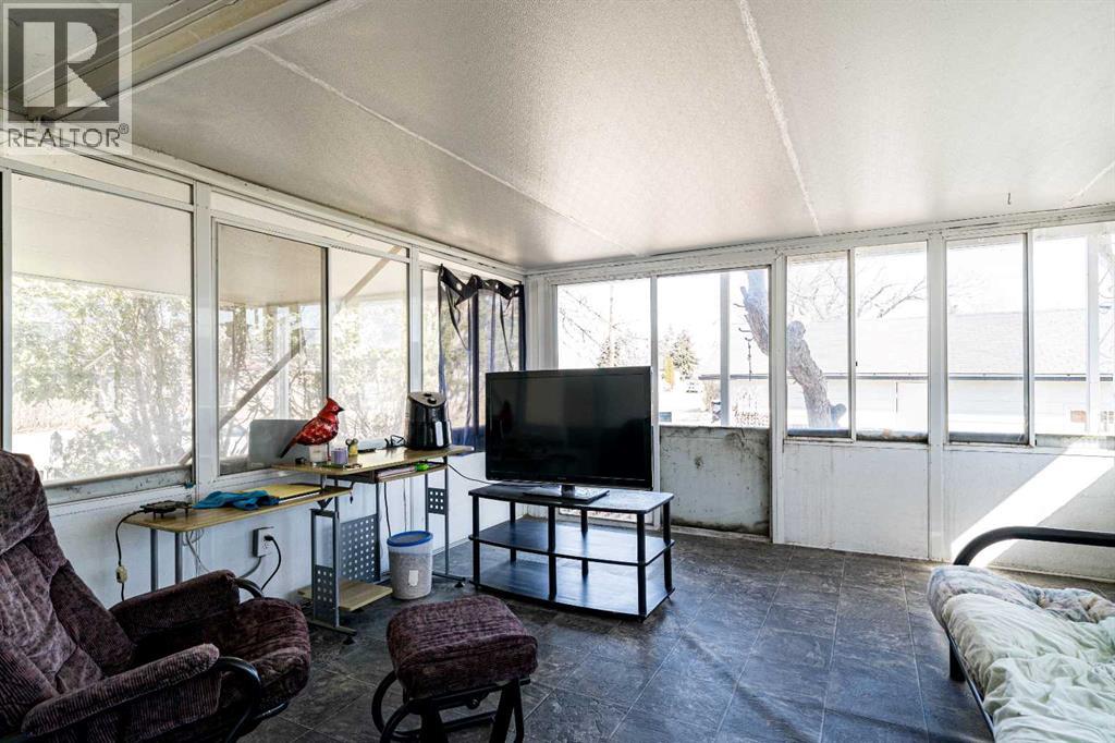 202 3 Avenue E, Bow Island, Alberta  T0K 0G0 - Photo 28 - A2303177