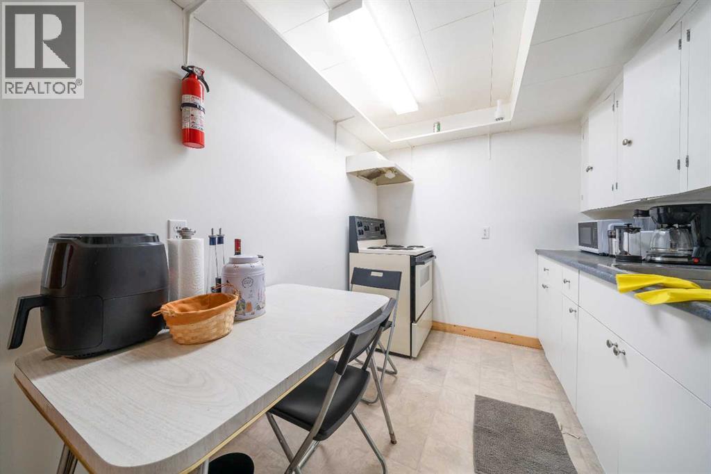 202 3 Avenue E, Bow Island, Alberta  T0K 0G0 - Photo 27 - A2303177