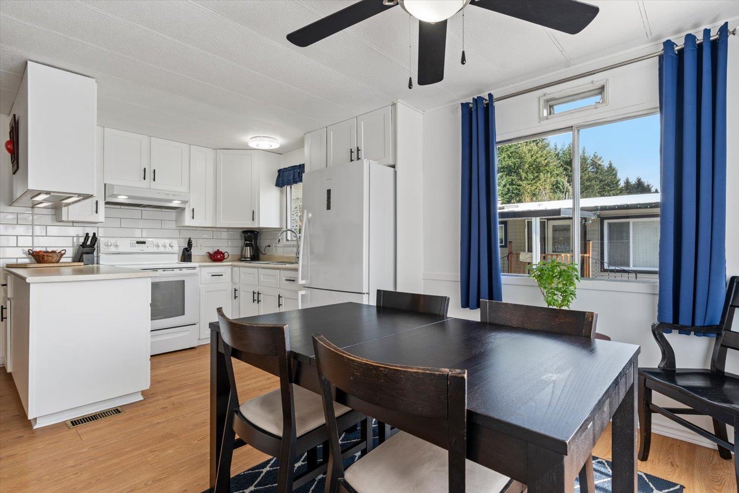 136 3031 200 Street, Langley, British Columbia  V2Z 1N5 - Photo 8 - R3113237