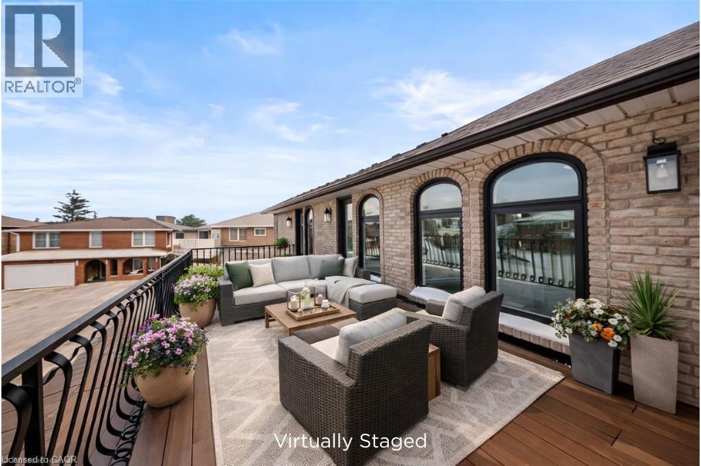 16 Bosna Court, Hamilton, Ontario  L8T 4T6 - Photo 3 - 40808474