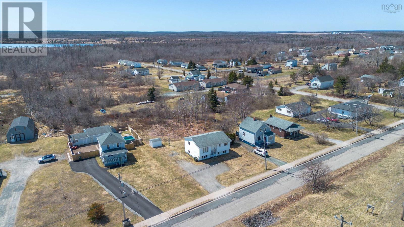 10-12 Wilson Court, Reserve Mines, Nova Scotia  B1E 1C9 - Photo 10 - 202608051
