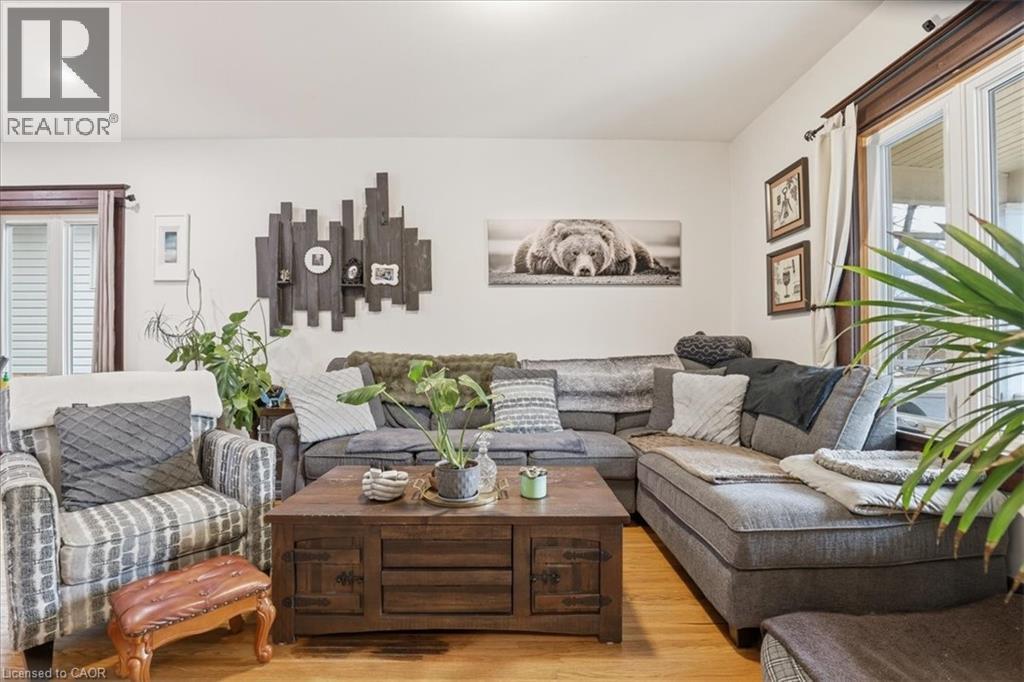 608 Ontario Street, Stratford, Ontario  N5A 3J5 - Photo 5 - 40822672