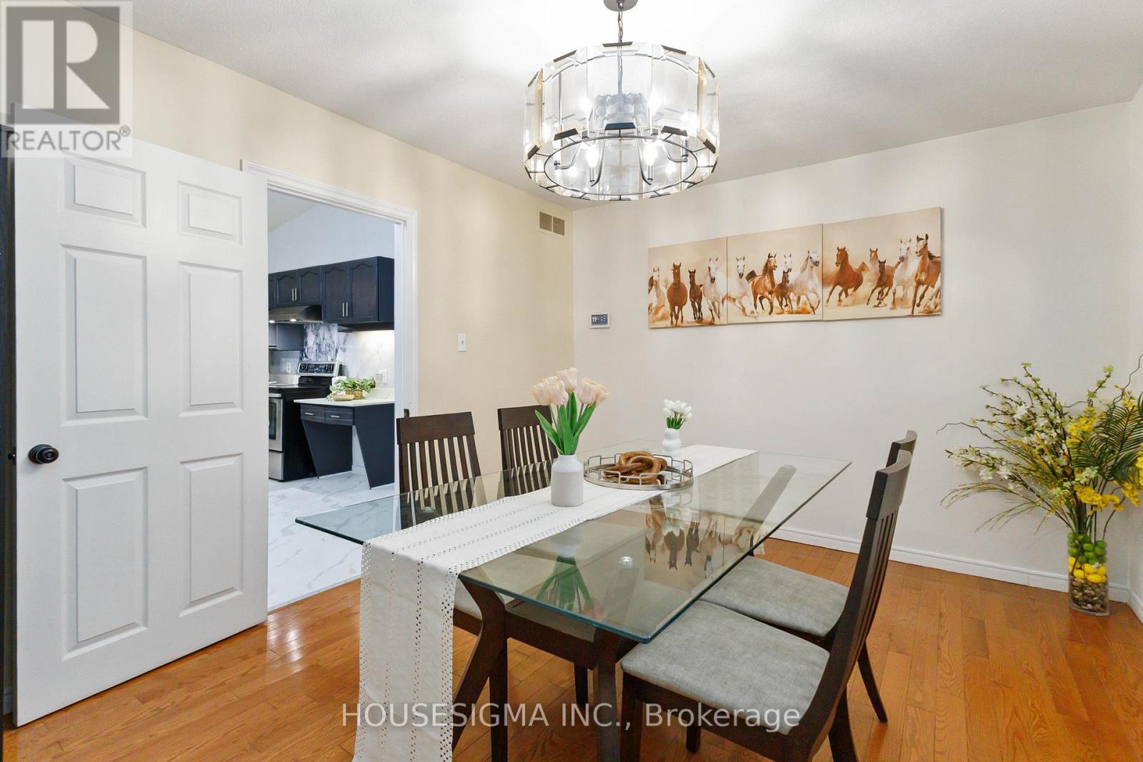 Photo 12 of 28 for 220 Killarney Grove