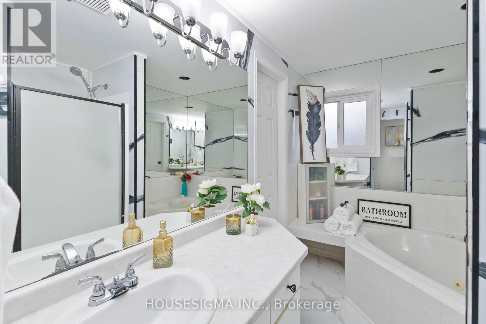 Photo 17 of 28 for 220 Killarney Grove