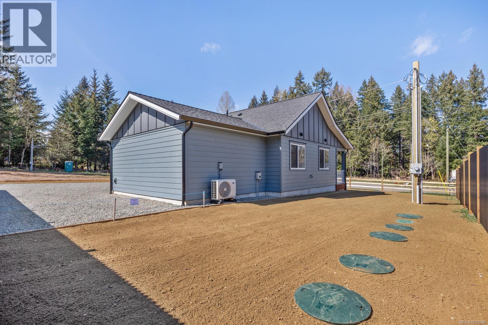 1963 Wilfred Rd, Black Creek, British Columbia  V9J 1J8 - Photo 5 - 1032096