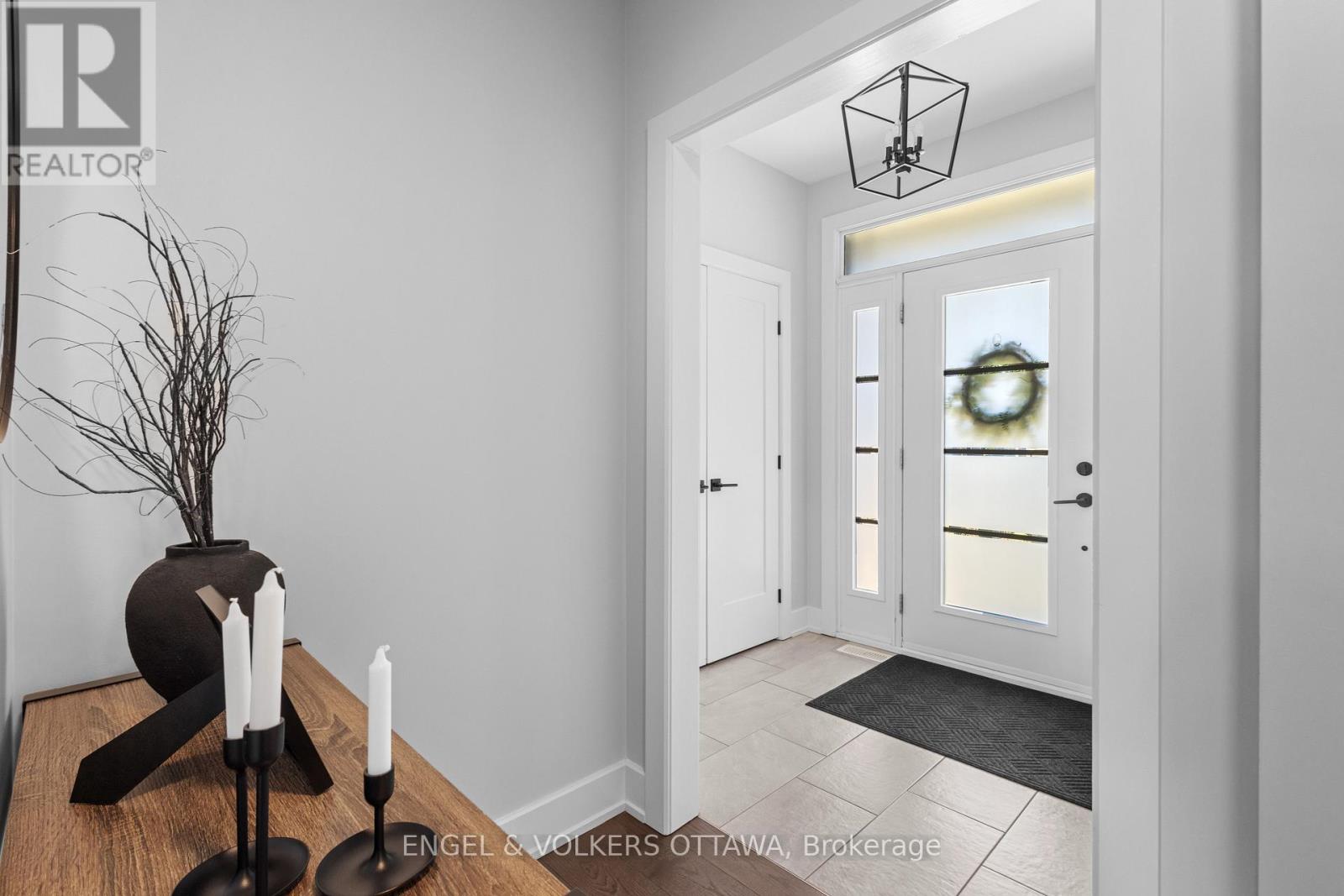 116 Mac Beattie Drive, Arnprior, Ontario  K7S 0J5 - Photo 4 - X13023776