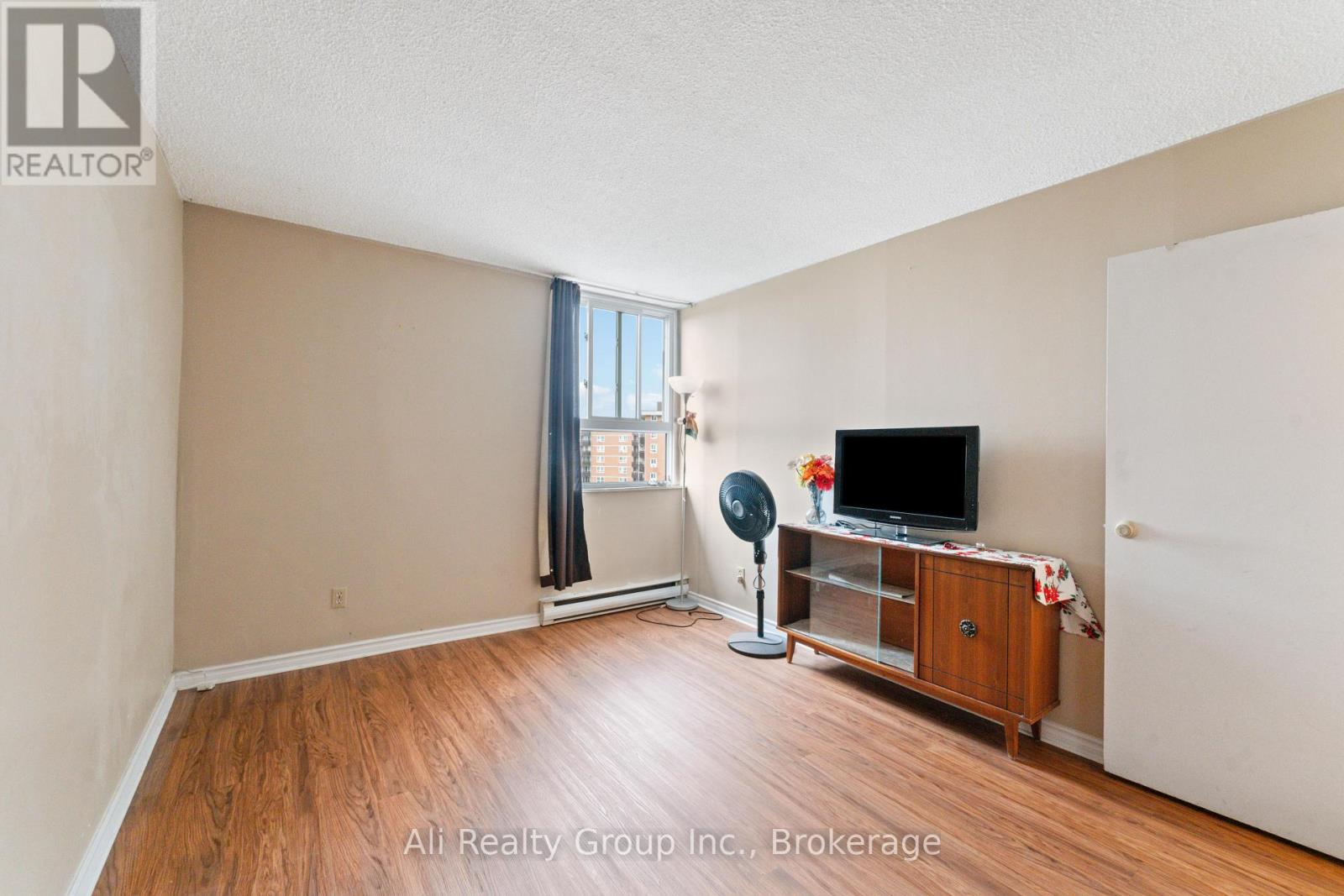 1218 - 2020 Jasmine Crescent, Ottawa, Ontario  K1J 8K5 - Photo 16 - X13023896