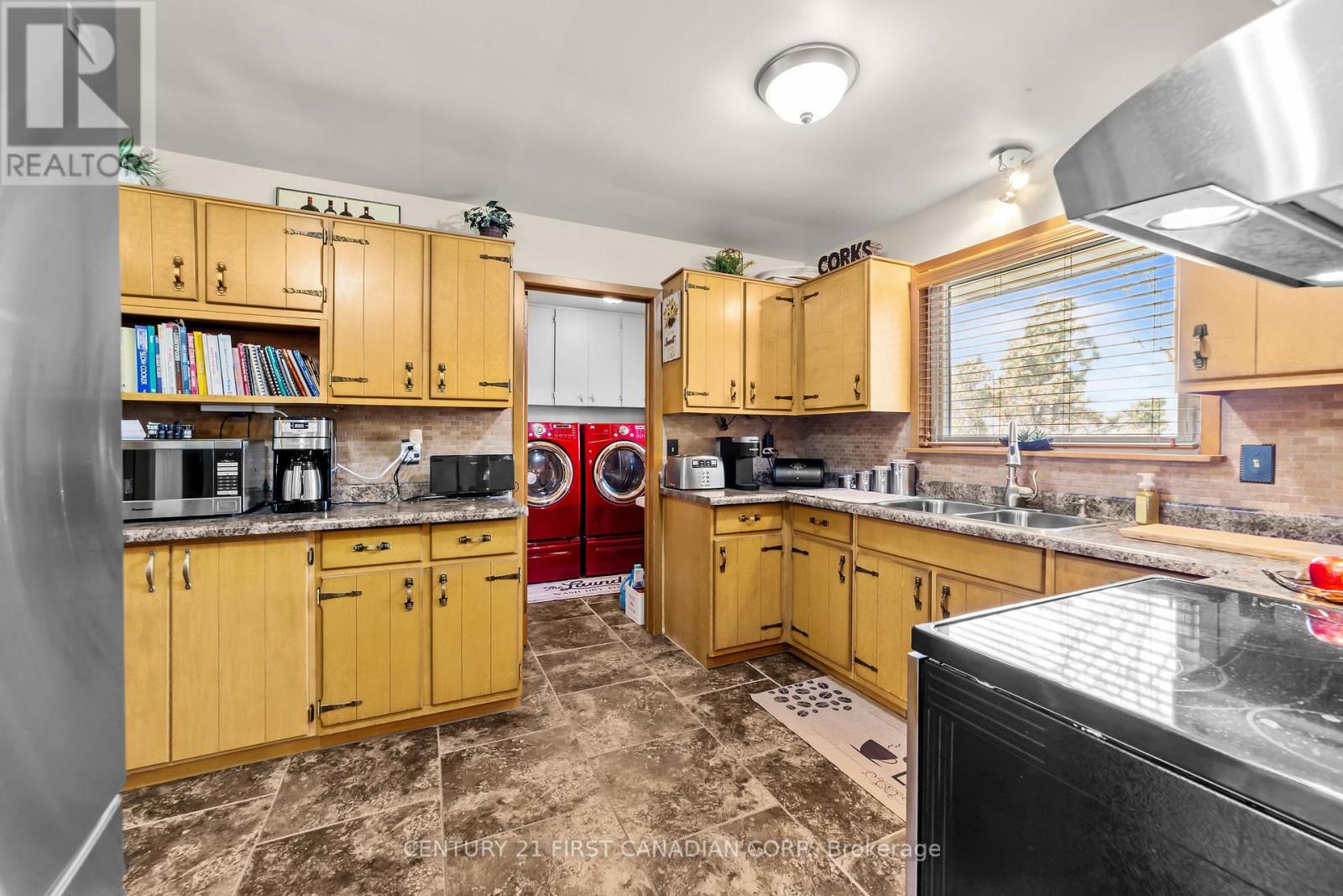 180 Church Street, North Middlesex, Ontario  N0M 1A0 - Photo 23 - X13011536