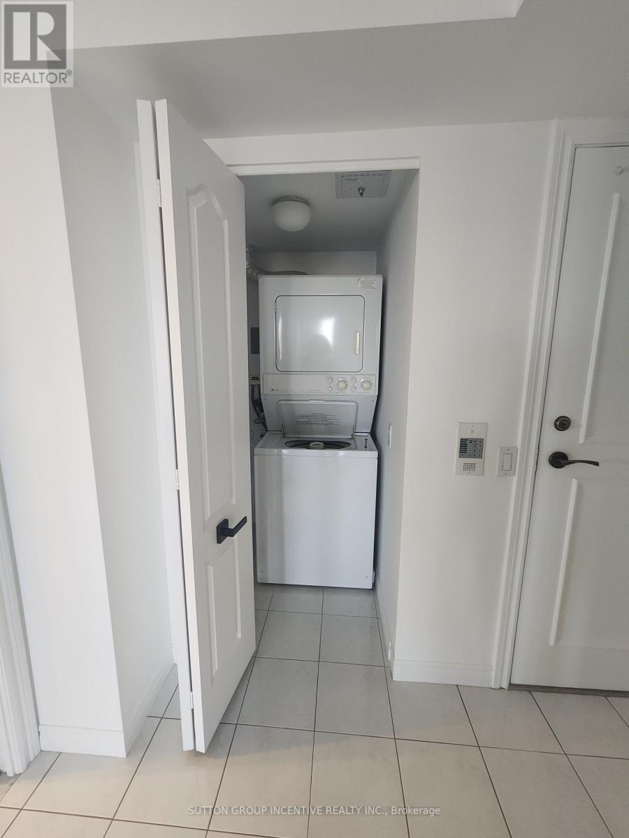 1803 - 265 Ridley Boulevard, Toronto (Bedford Park-Nortown), Ontario  M5M 4N8 - Photo 32 - C13023786