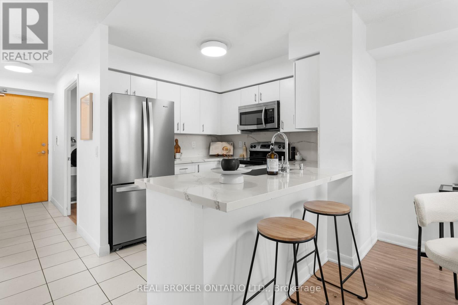 701 - 4978 Yonge Street, Toronto (Lansing-Westgate), Ontario  M2N 7G8 - Photo 4 - C13023878