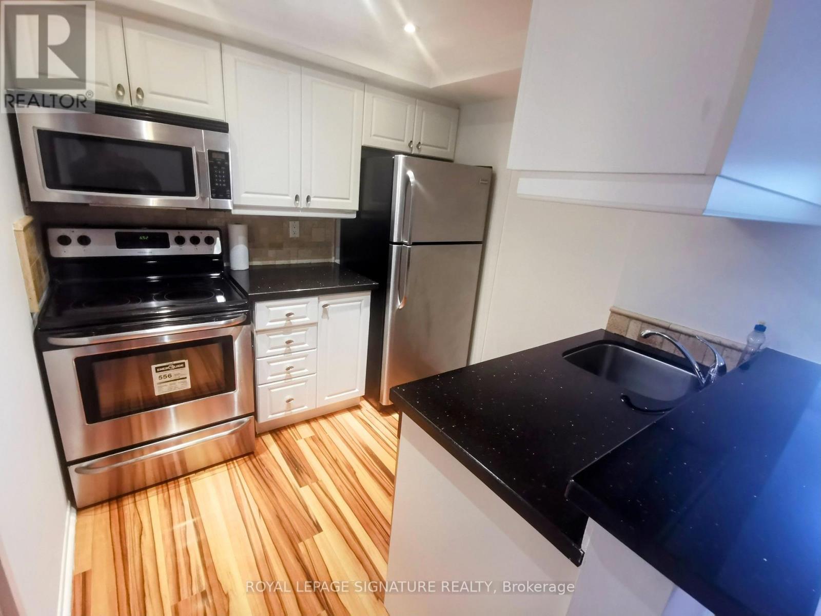 516 - 1001 Bay Street, Toronto, Ontario  M5S 3A6 - Photo 5 - C13023880