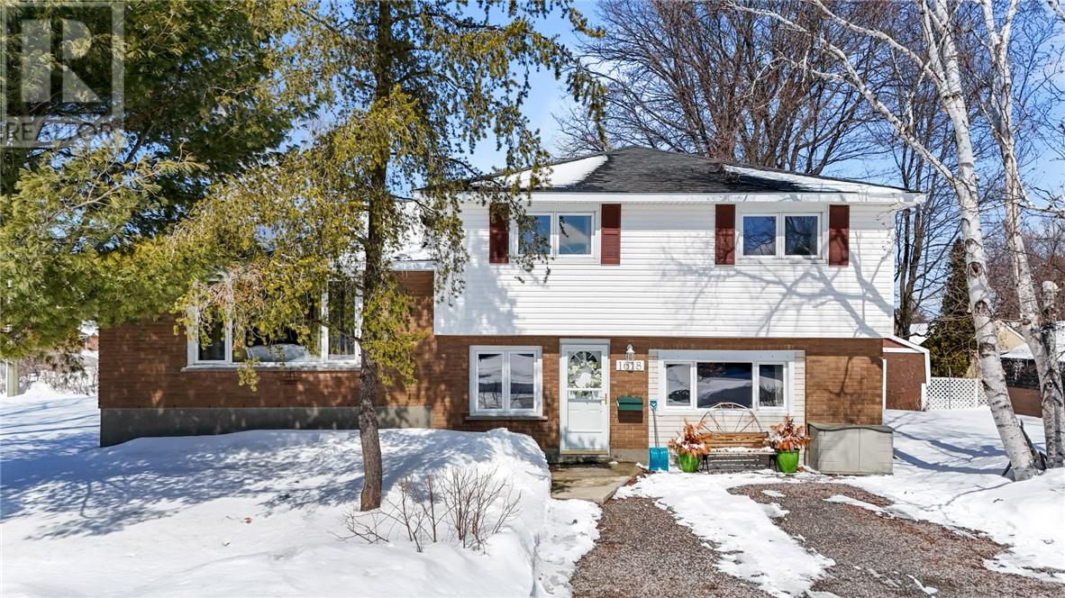 1618 Canterbury Street, Sudbury, Ontario