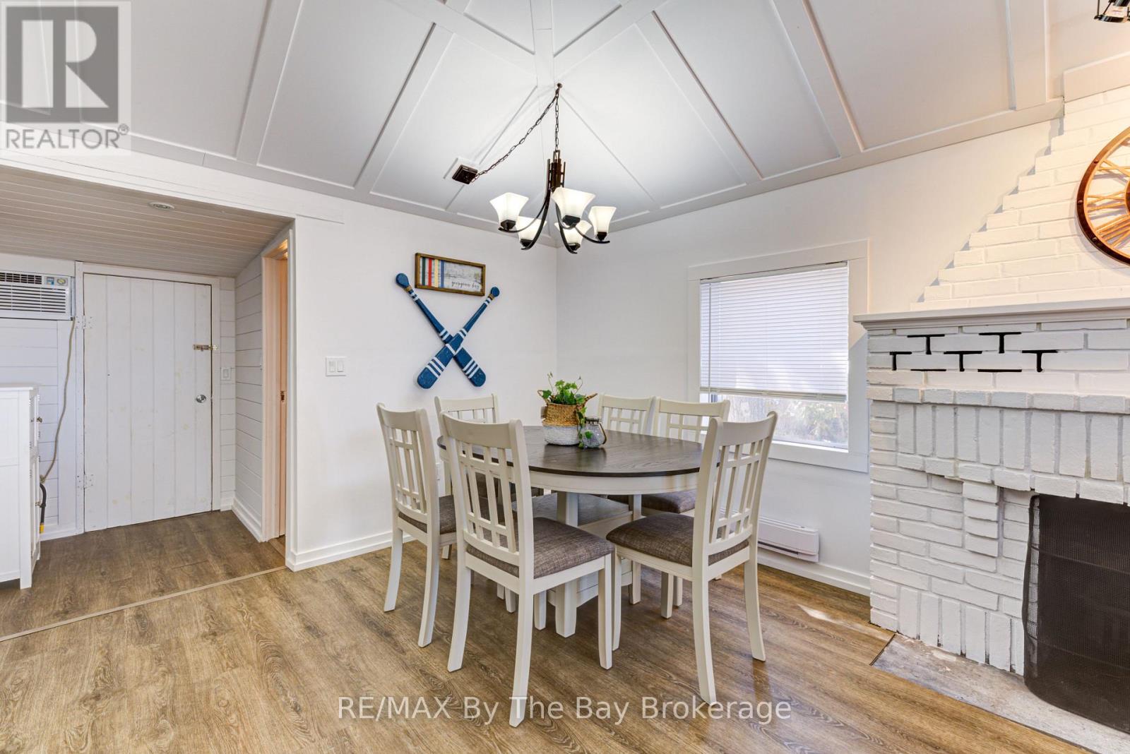 278 Coastline Drive, Wasaga Beach, Ontario  L9Z 2M4 - Photo 10 - S13023834