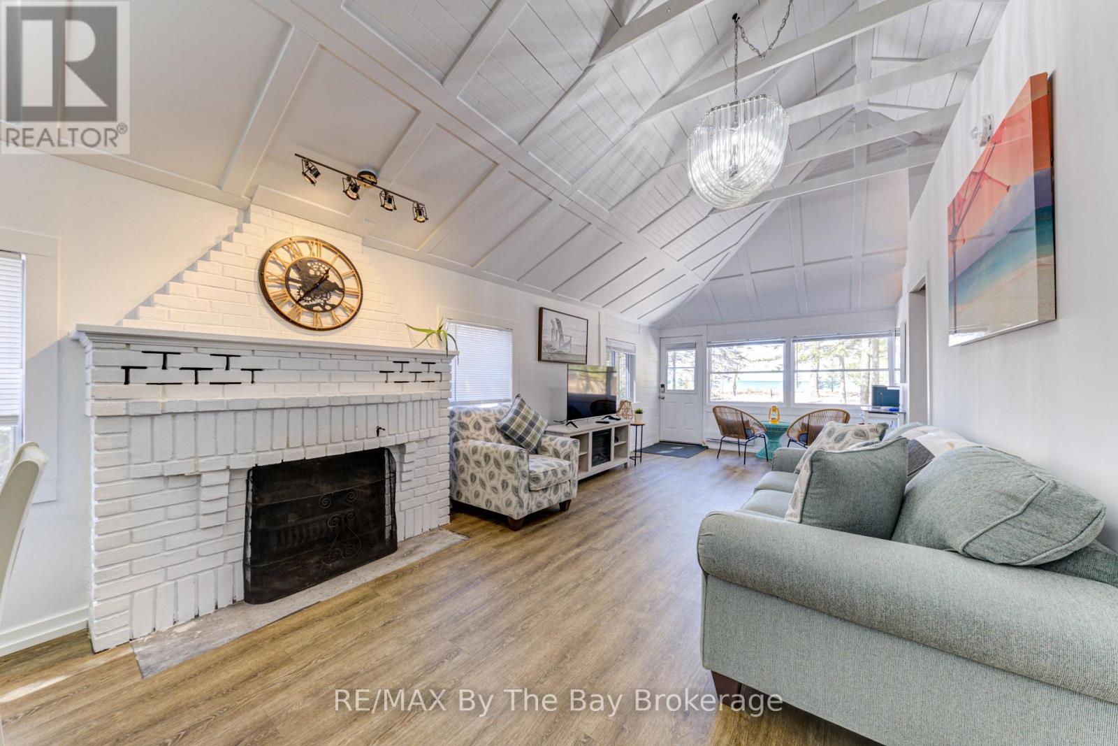 278 Coastline Drive, Wasaga Beach, Ontario  L9Z 2M4 - Photo 9 - S13023834