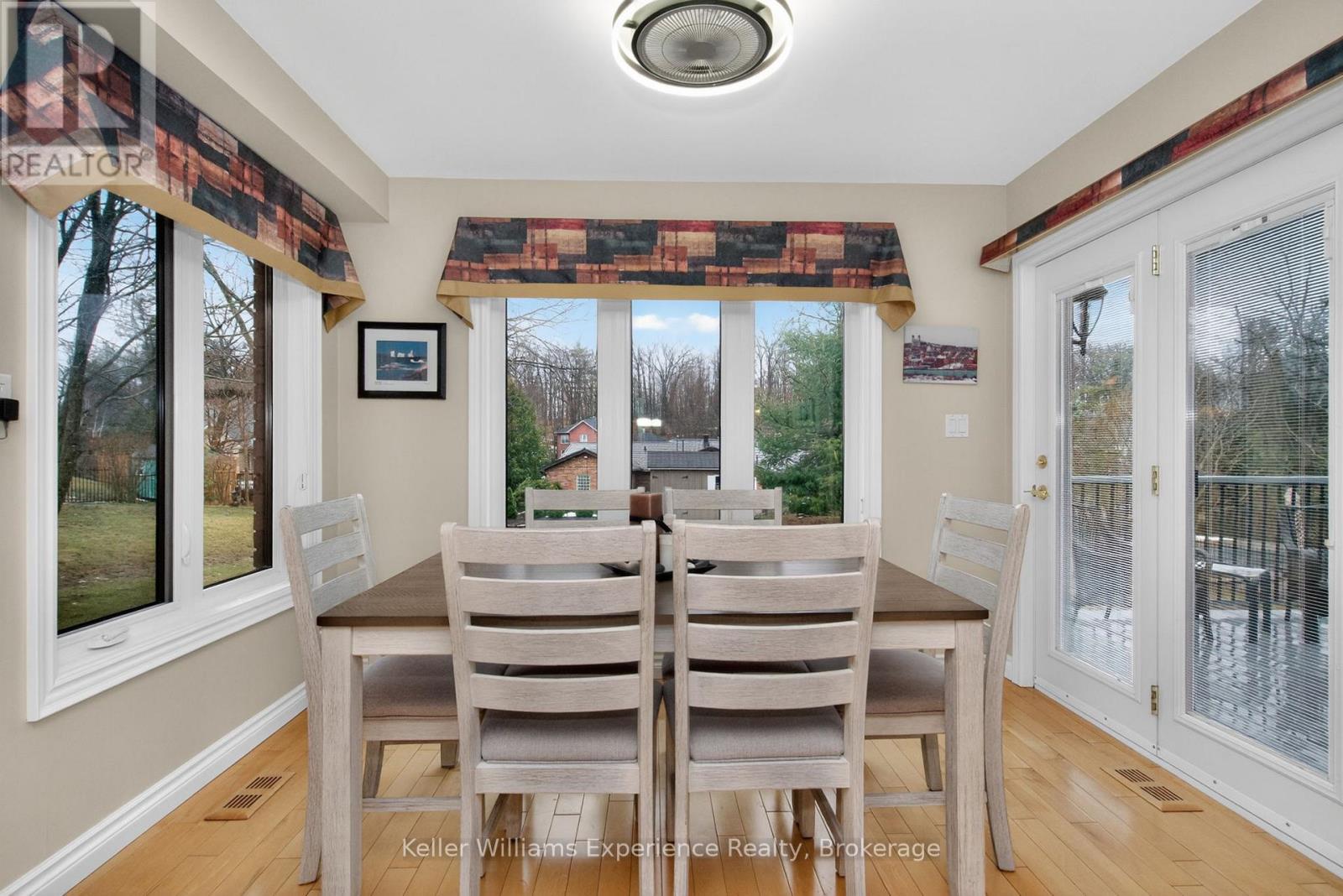 27 Rosewood Avenue, Springwater (Midhurst), Ontario  L0L 1X0 - Photo 14 - S13023902