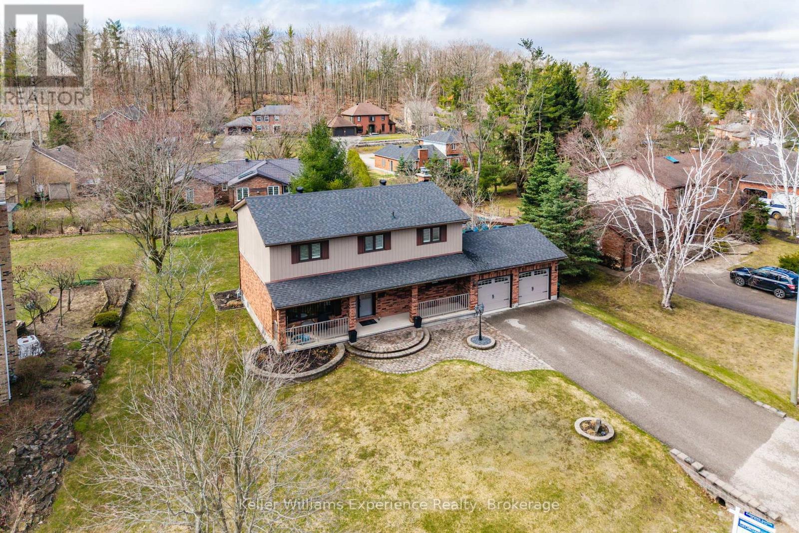 27 Rosewood Avenue, Springwater (Midhurst), Ontario  L0L 1X0 - Photo 47 - S13023902