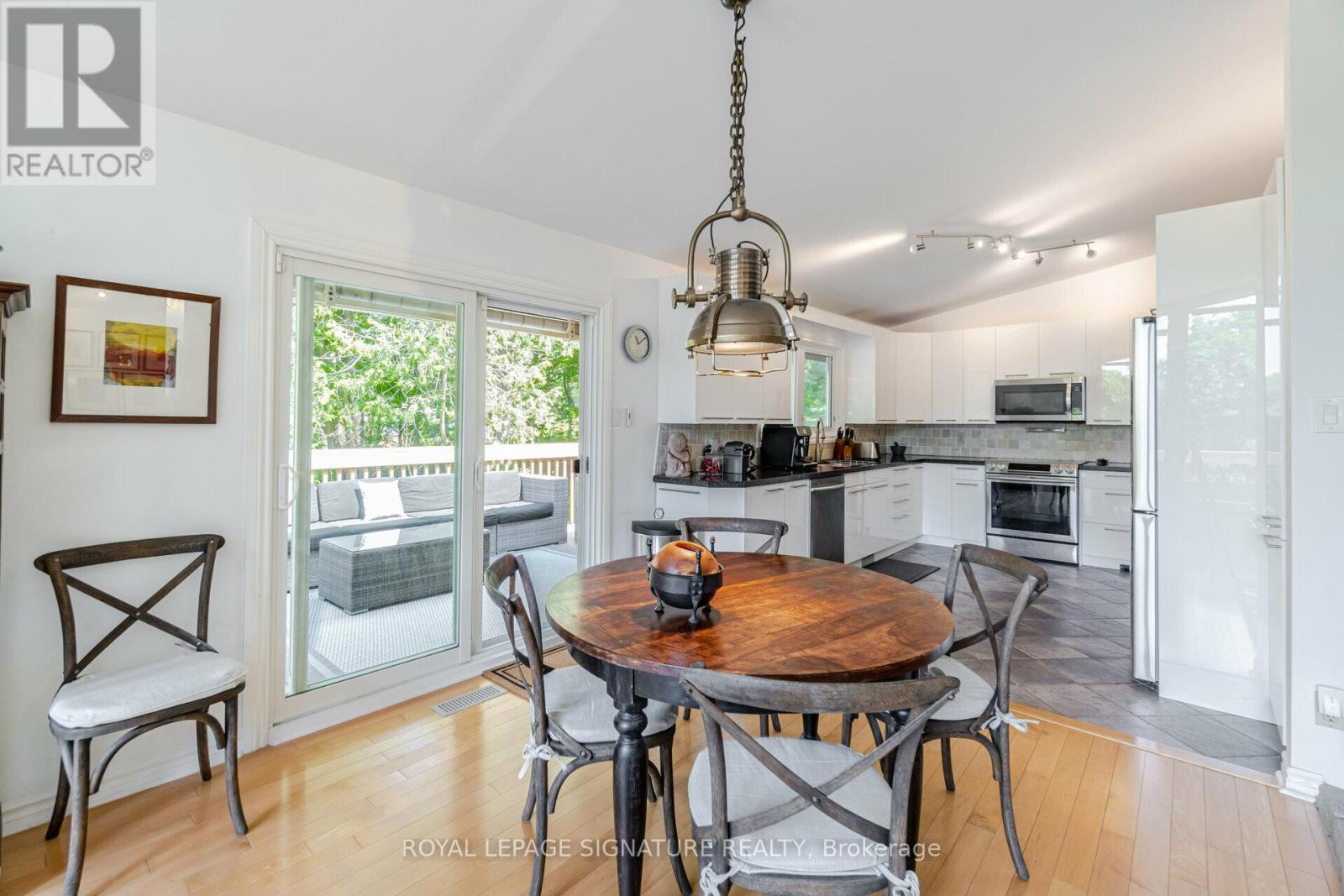 3225 Greenwood Road, Pickering, Ontario  L1X 0J3 - Photo 11 - E13023824