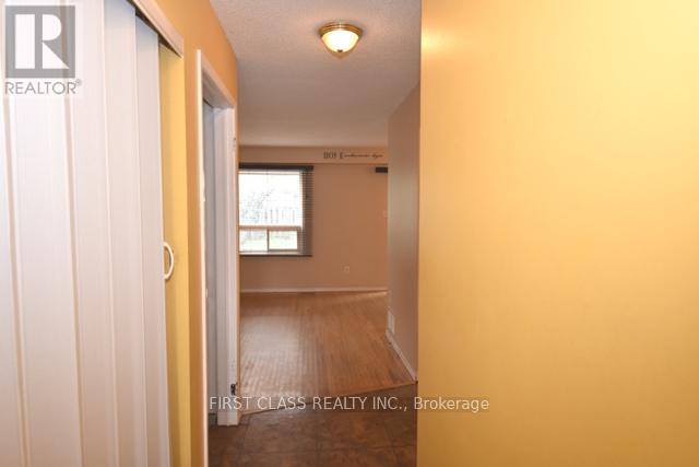 68 Sawdon Drive, Whitby, Ontario  L1N 8A7 - Photo 3 - E13023848