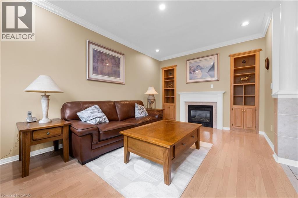 2141 Woodgate Drive, Oakville, Ontario  L6M 4E1 - Photo 10 - 40821873