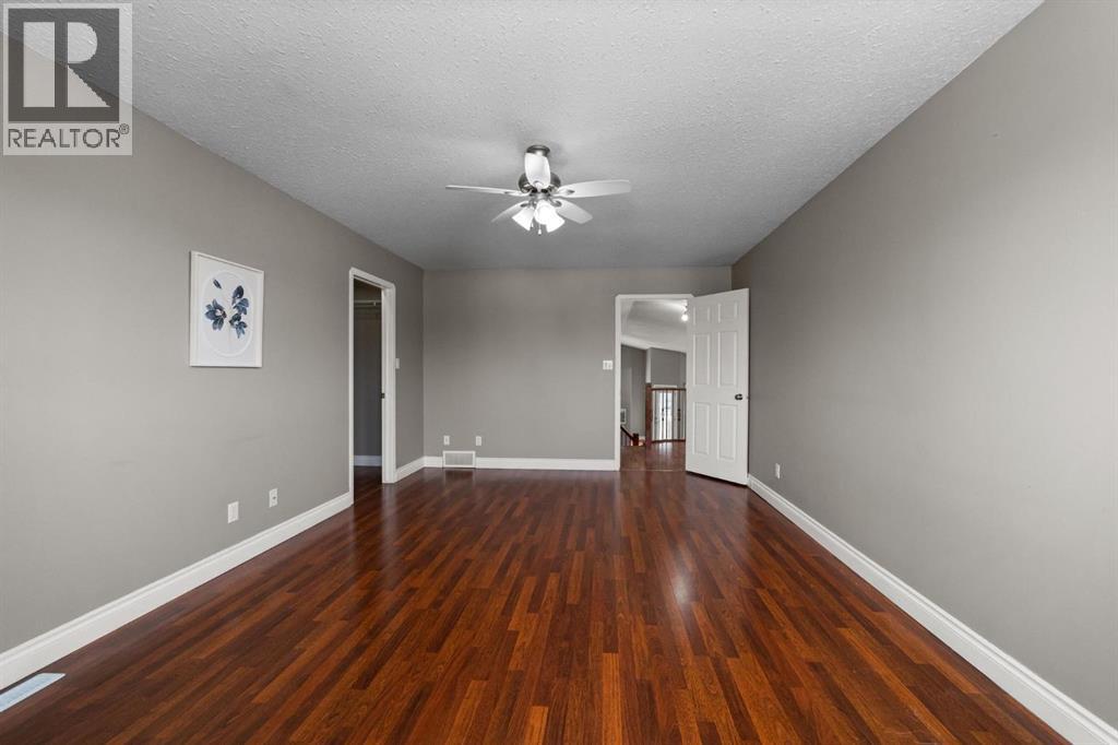 24 Elliott Drive, Camrose, Alberta  T4V 4V6 - Photo 17 - A2299918