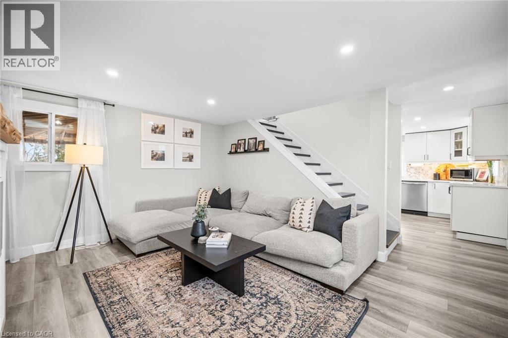 163 Battery Street, Fort Erie, Ontario  L2A 3M2 - Photo 2 - 40820897