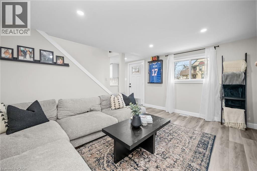 163 Battery Street, Fort Erie, Ontario  L2A 3M2 - Photo 3 - 40820897