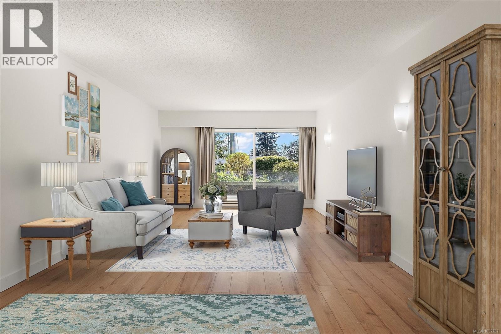 105 710 Lampson St, Esquimalt, British Columbia  V9A 6A6 - Photo 3 - 1032787