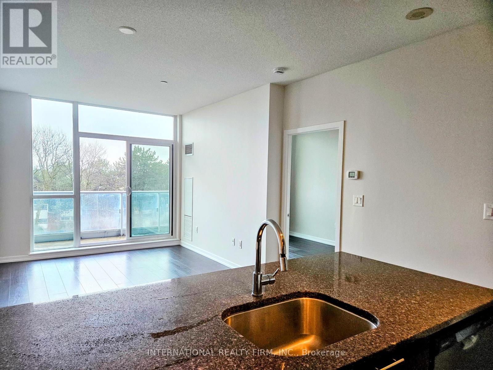 204 - 66 Forest Manor Road, Toronto, Ontario  M2J 0B7 - Photo 8 - C13019346