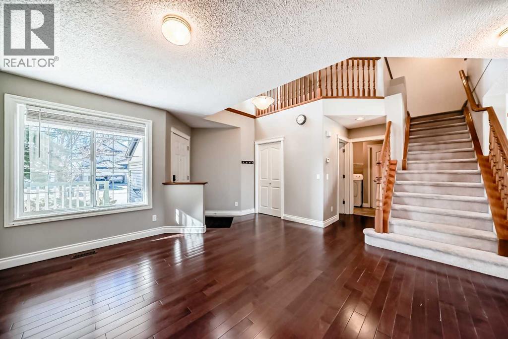 141 Somerglen Way Sw, Calgary, Alberta  T2Y 4B2 - Photo 14 - A2303715