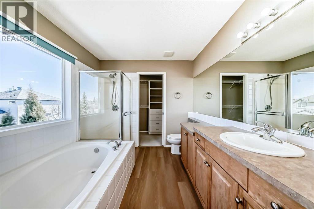 141 Somerglen Way Sw, Calgary, Alberta  T2Y 4B2 - Photo 17 - A2303715